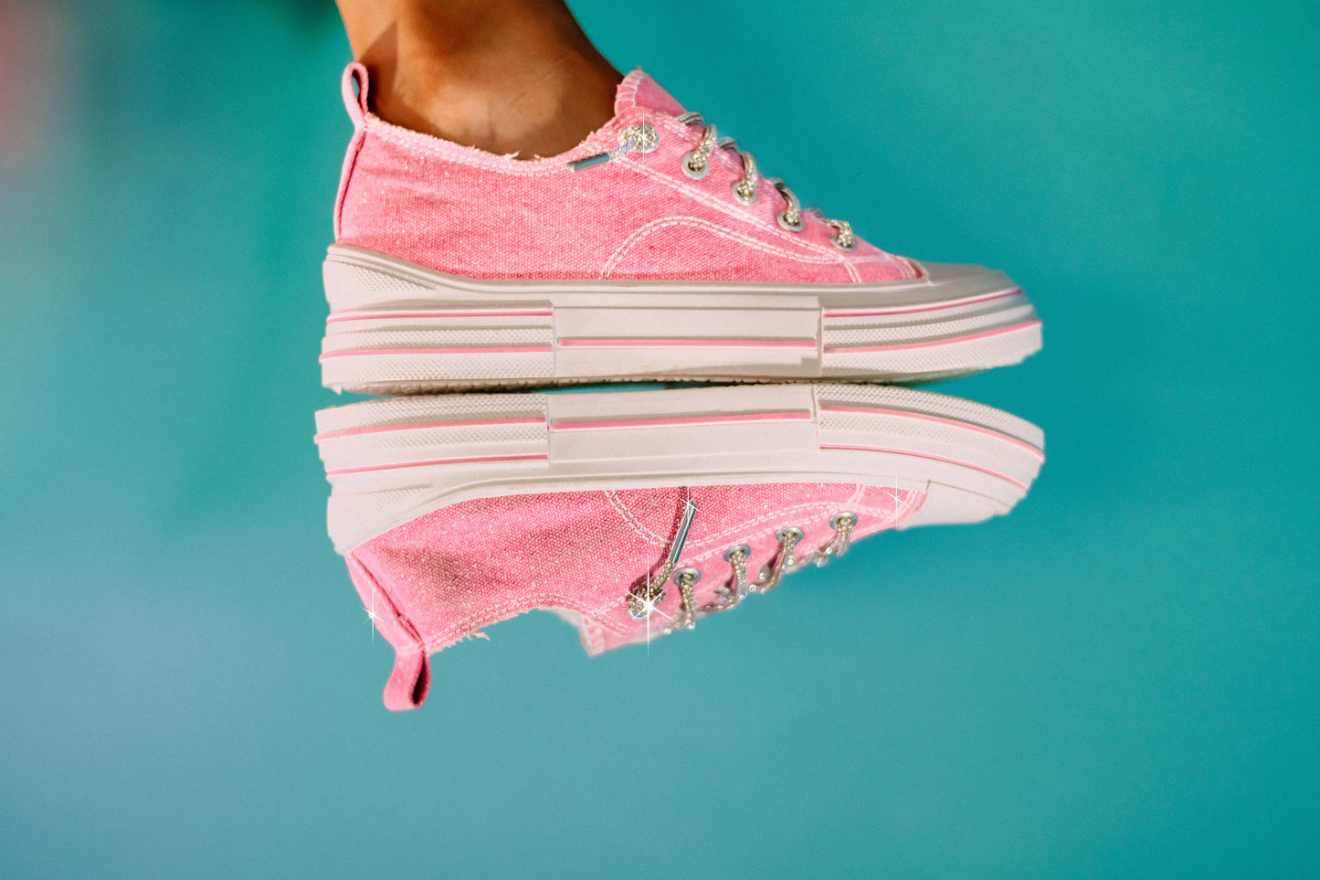 Aman Sparkle Our # 1 selling sneaker in an updated sparkle