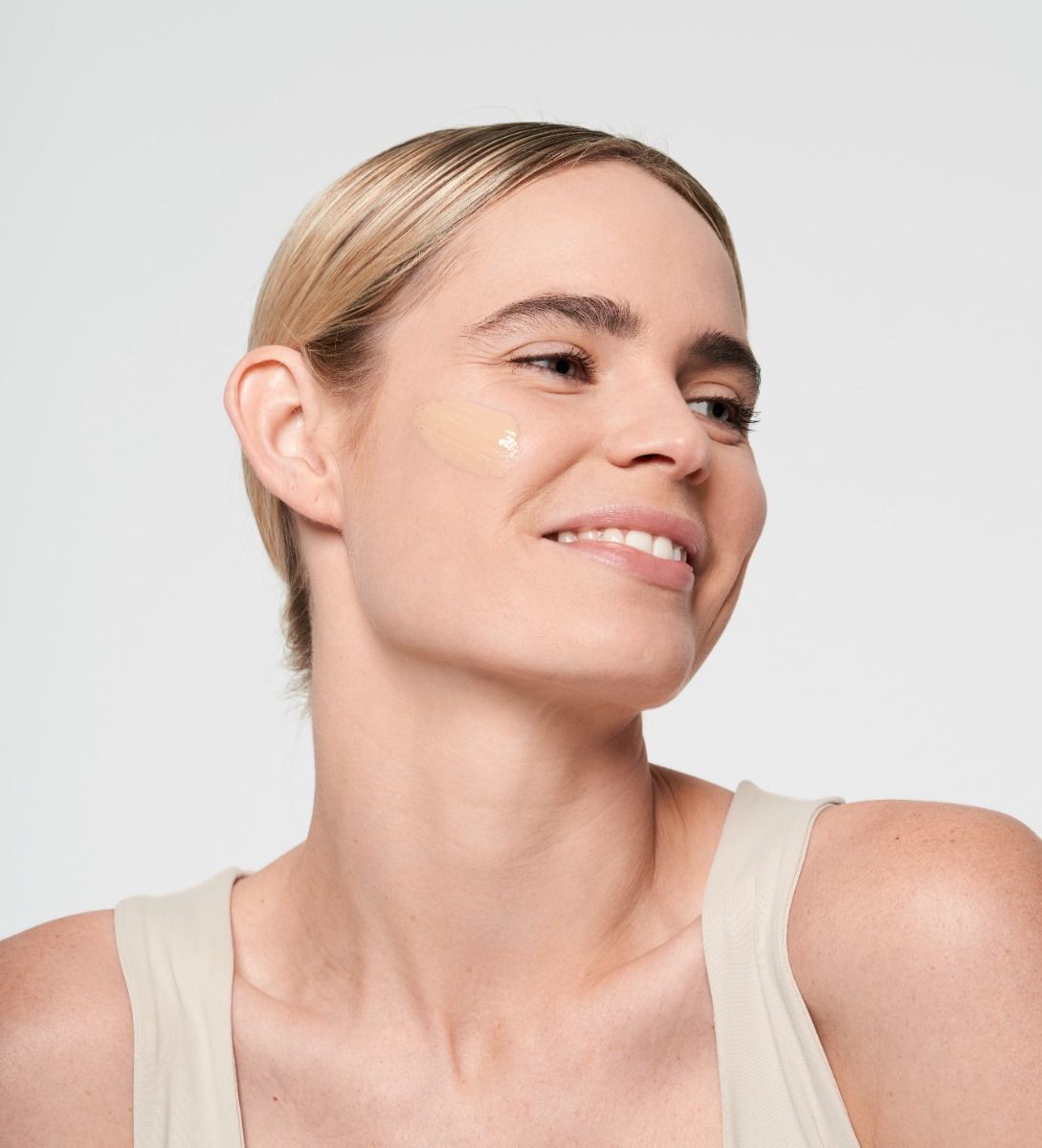SeneGence Make Sense Color Correcting Tinted Moisturizer