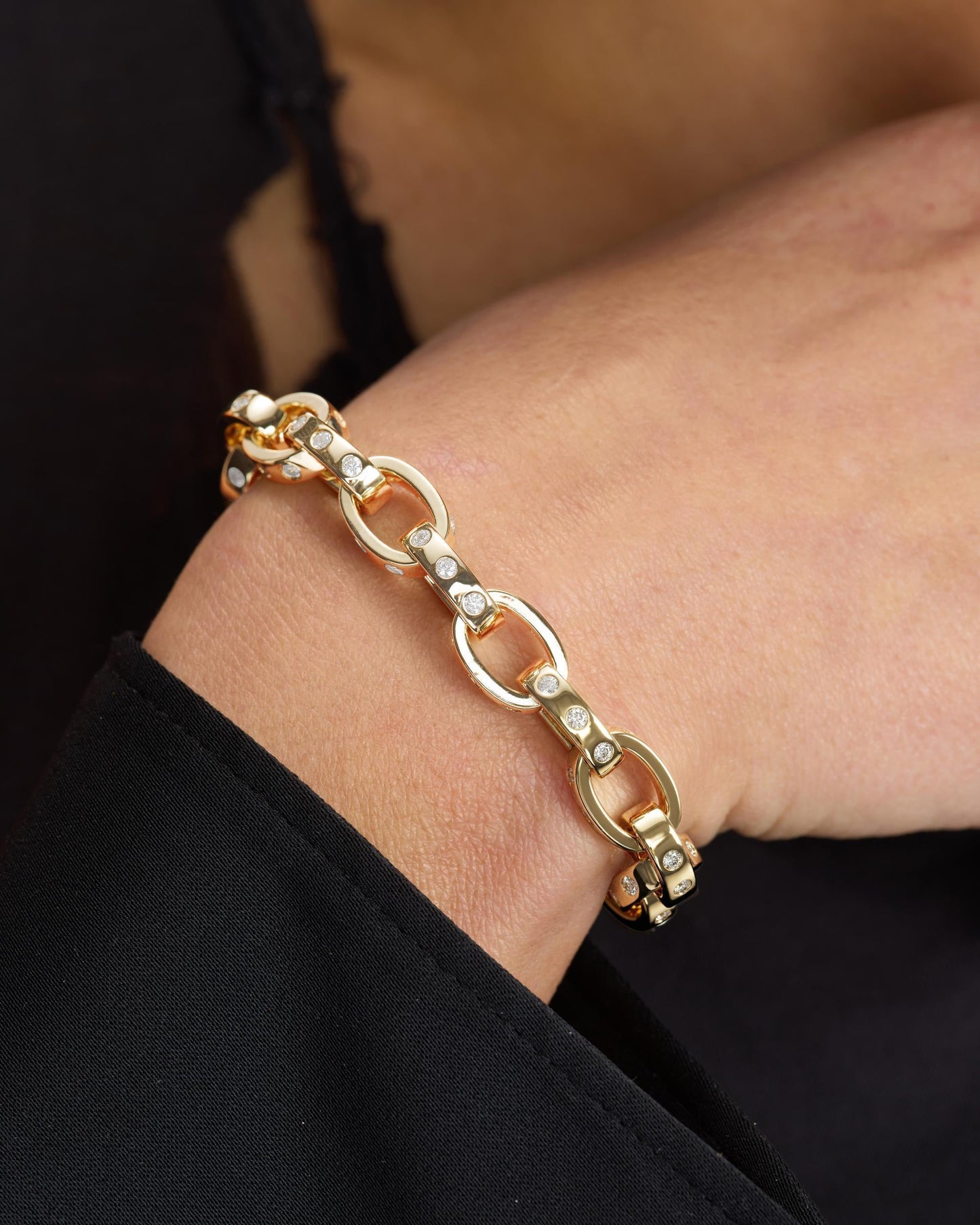 Ashley Chain Link Bracelet 9mm - Gold|White Diamondettes