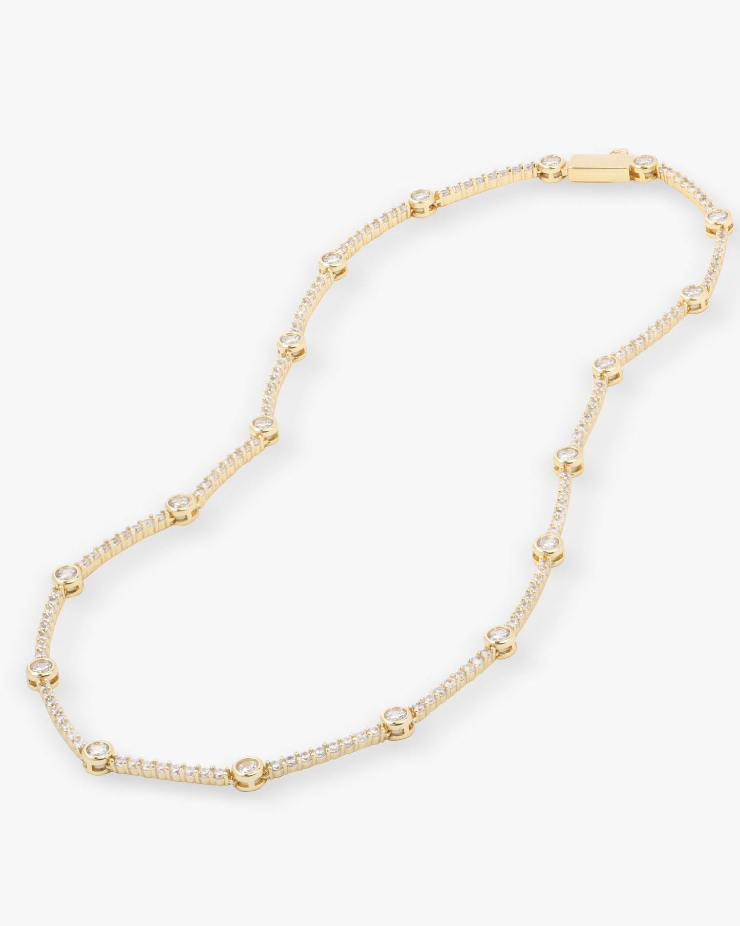She's an Icon Station Necklace - Gold|White Diamondettes