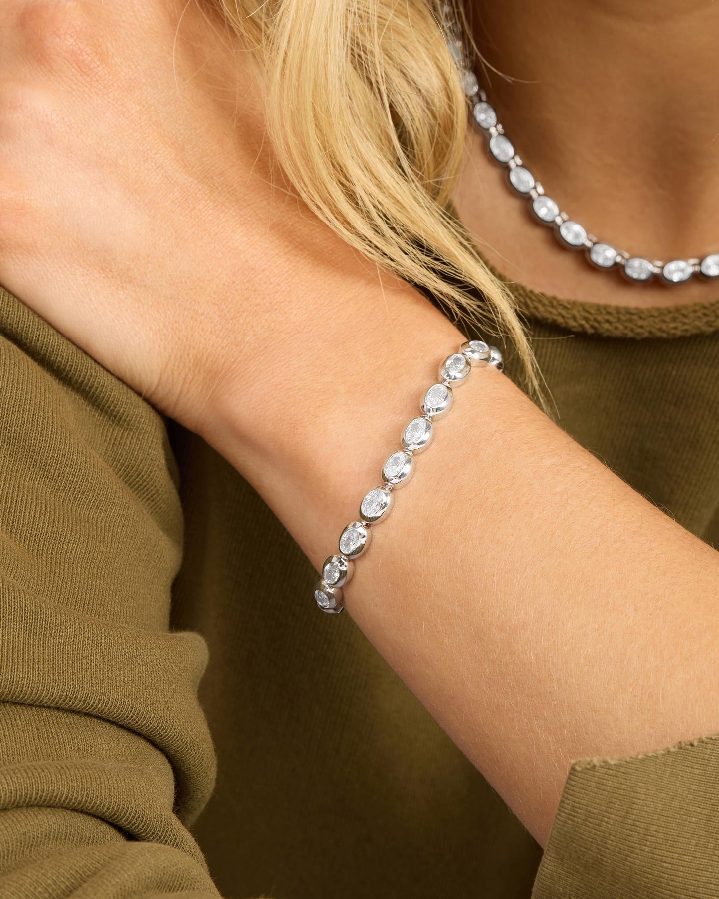 She's a Boss Tennis Bracelet - Silver|White Diamondettes