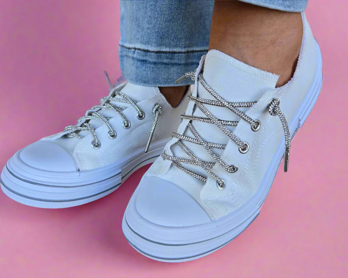 Aman White Sneakers
